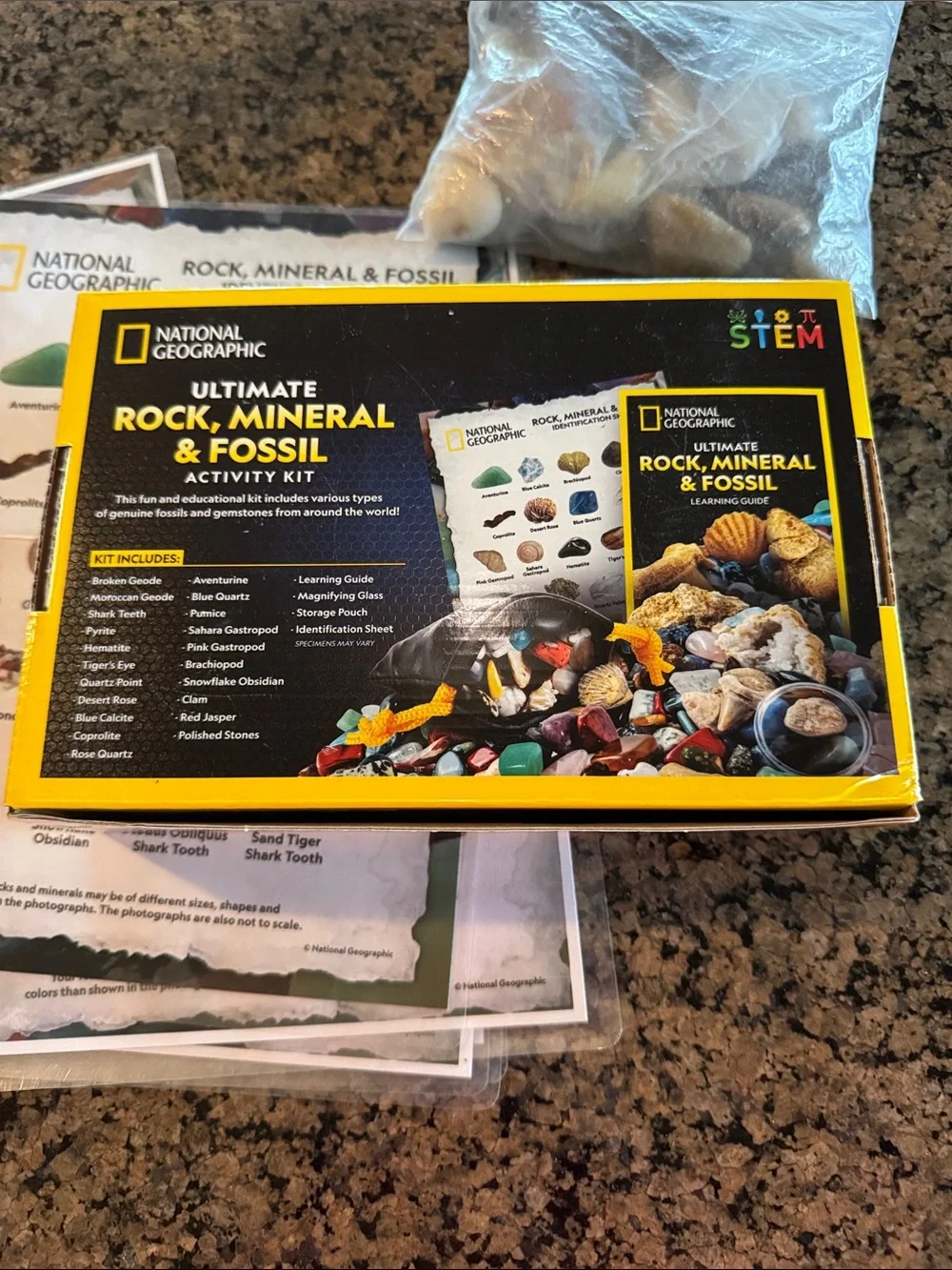 National Geographic Rock, Mineral & Fossil Kit — Yellow and Black Box